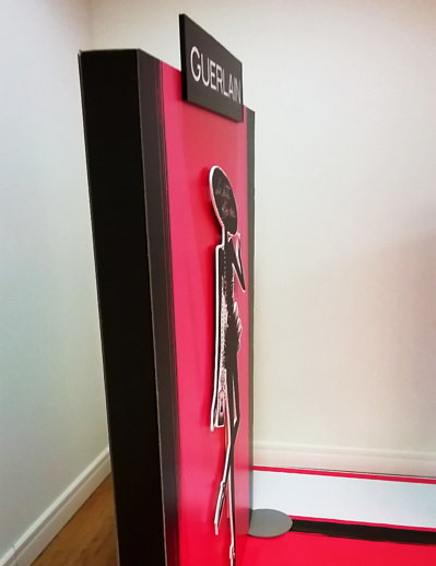 Animation en boutique, stand Guerlain Animation en boutique, stand Guerlain