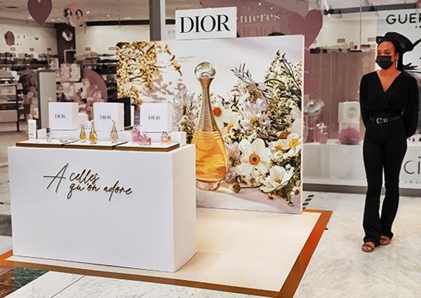 Quand savoir-faire en PLV rime avec Luxe & Beauté